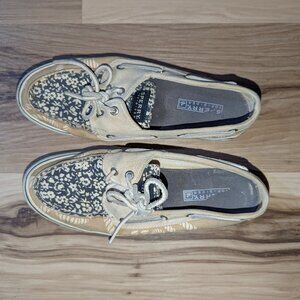 Sperry topsiders